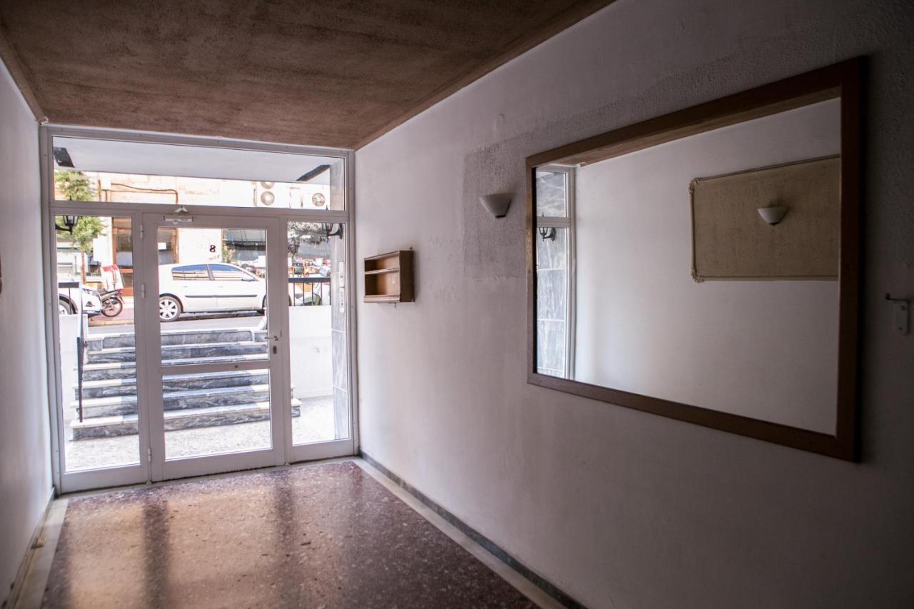 Best House, Anakreontos, Perivolaki, Nikaia, P... Piraeus Ngoại thất bức ảnh