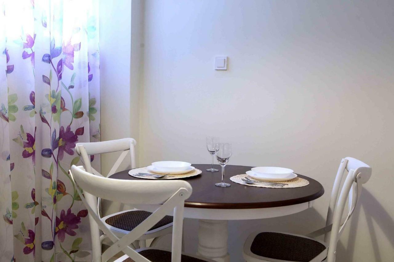 Best House, Anakreontos, Perivolaki, Nikaia, P... Piraeus Ngoại thất bức ảnh