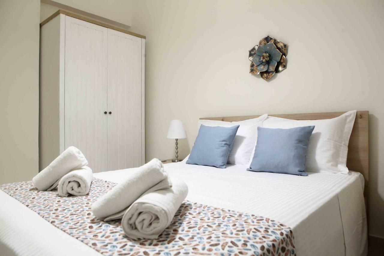 Best House, Anakreontos, Perivolaki, Nikaia, P... Piraeus Ngoại thất bức ảnh